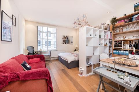 Studio to rent, Hallam Street, Fitzrovia W1W