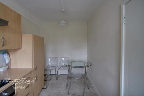 2 bedroom flat to rent, Milk Yard, London