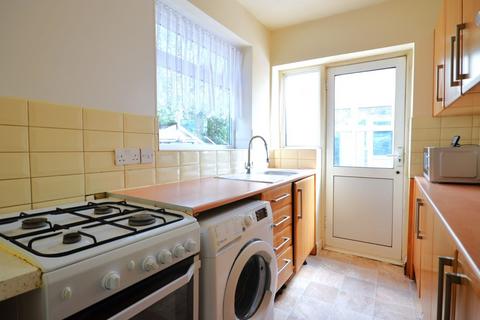 4 bedroom semi-detached house to rent, Tees Avenue, Perivale UB6 8JJ