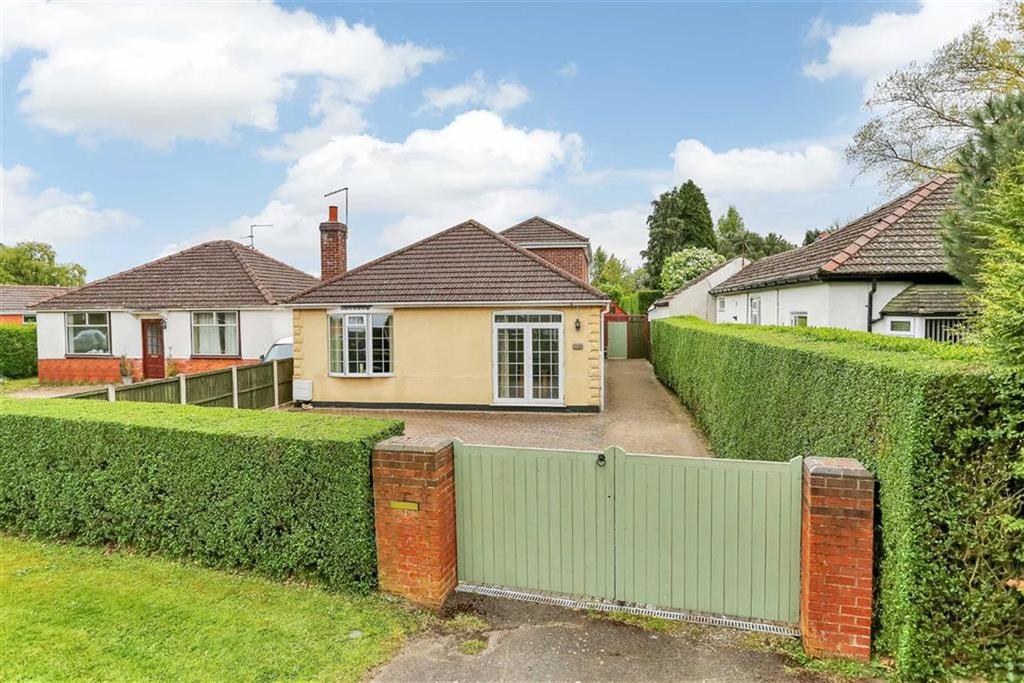 Mill Lane, North Hykeham, Lincoln, Lincolnshire 4 bed detached house