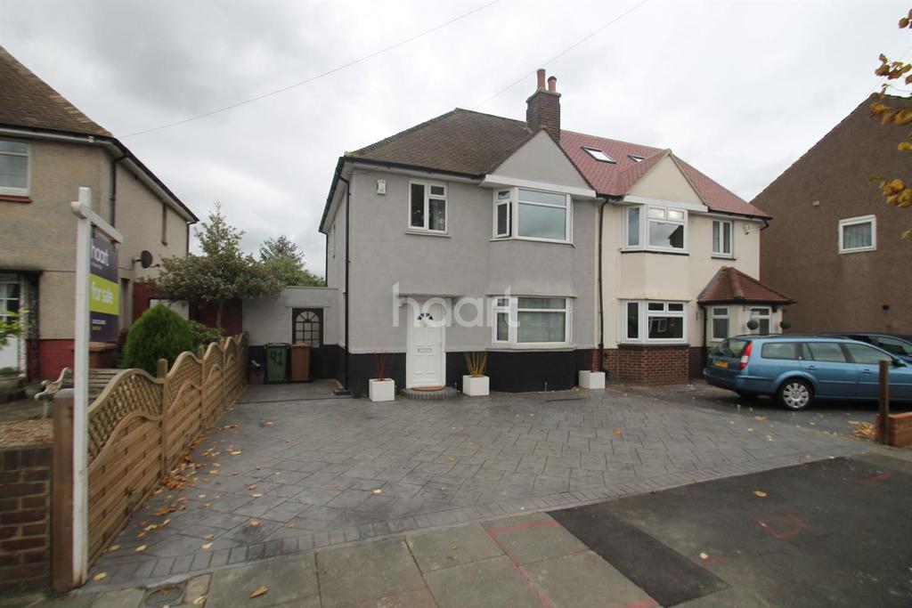 Station Road, Crayford, Dartford, DA1 3 bed semidetached house £350,000