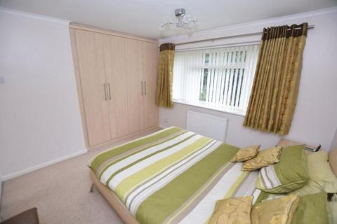 4 bedroom detached house to rent, 14 Mynn Crescent, Maidstone