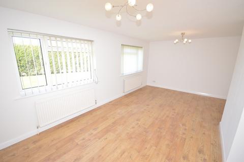 2 bedroom detached bungalow to rent, Park Crescent, Selsey, PO20