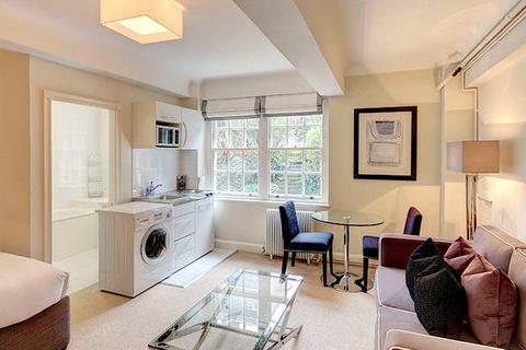 Studio to rent, Pelham Court, 145 Fulham Road, Chelsea, London, SW3