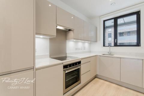 1 bedroom apartment to rent, New Village Avenue, London