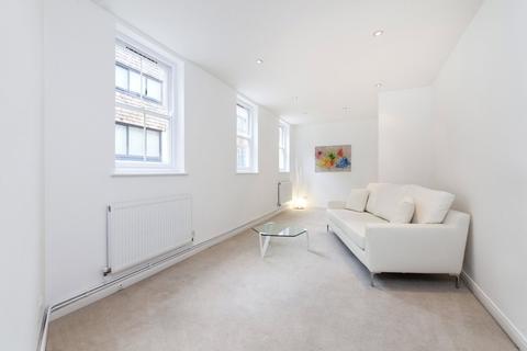 1 bedroom flat to rent, Cleveland Street, Fitzrovia, London, W1T