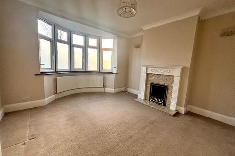 3 bedroom semi-detached house to rent, Park Way, Maidstone