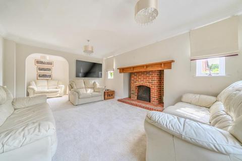 4 bedroom detached house to rent, Home Close, Virginia Water, Surrey, GU25 4DH