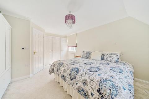 4 bedroom detached house to rent, Home Close, Virginia Water, Surrey, GU25 4DH