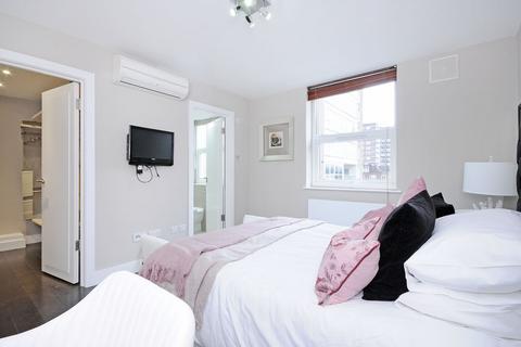 3 bedroom flat to rent, Boydell Court, St Johns Wood Park, London