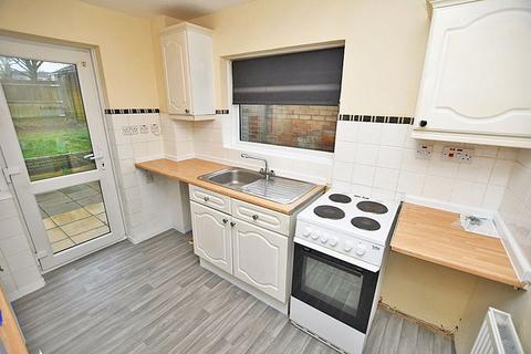 3 bedroom semi-detached house to rent, Luddenham Close , Vinters Park