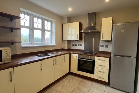 2 bedroom apartment to rent, Holden Avenue, Whalley Range