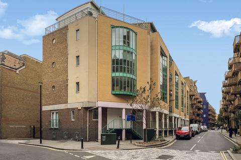 2 bedroom apartment to rent, Shad Thames, Tower Bridge SE1 2NW