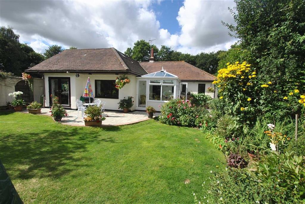 St Peters Road, Hockley, Essex 3 bed detached bungalow £559,995
