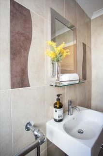 1 bedroom apartment to rent, Metropole Court, Kings Road, Brighton
