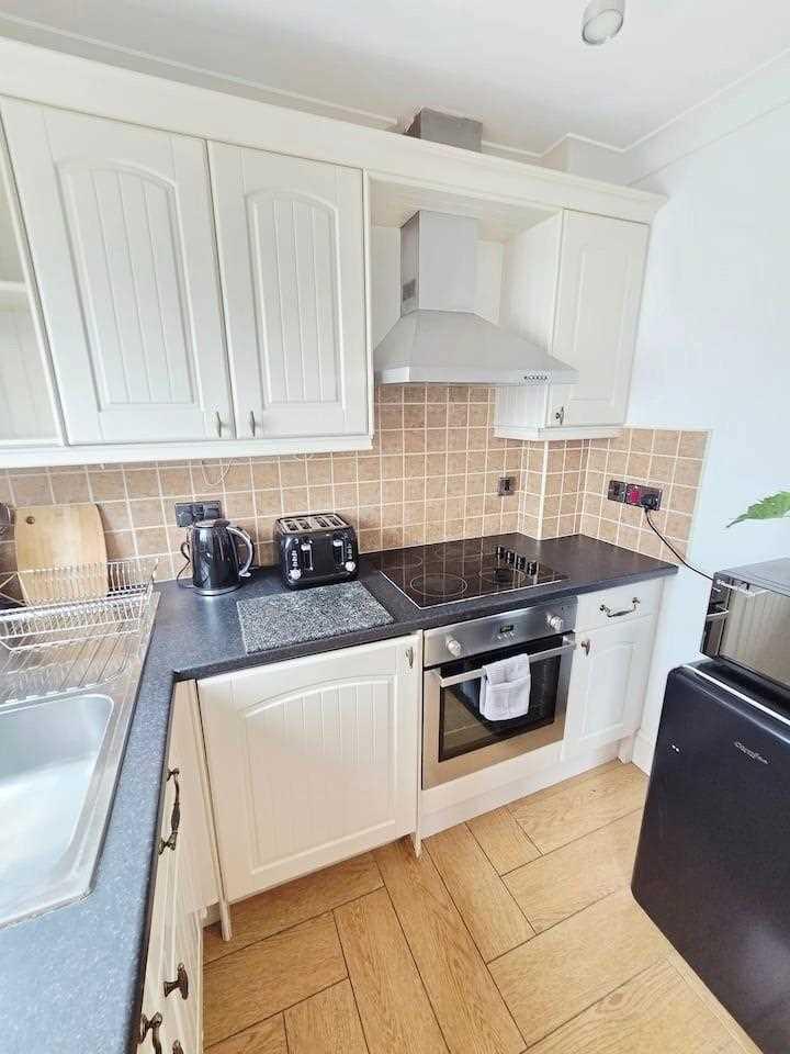 Apartment in Brighton - View 4