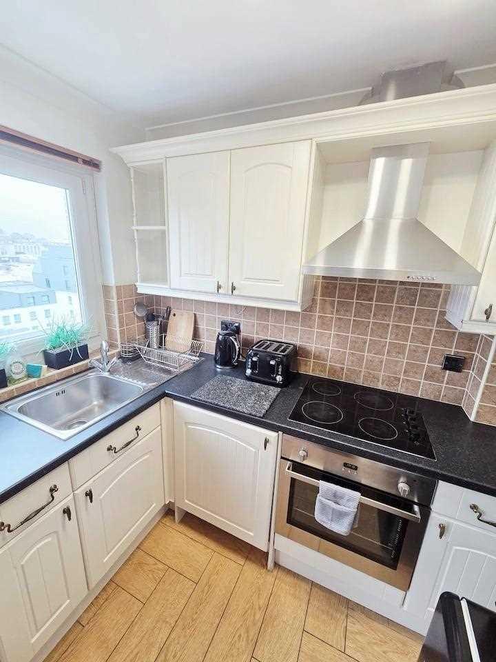 Apartment in Brighton - View 5