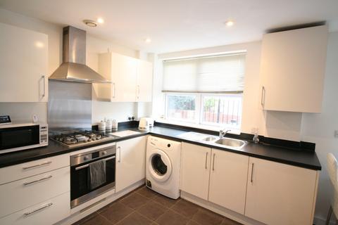 2 bedroom apartment to rent, Caterham