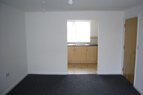 2 bedroom flat to rent, Apartment 7, Block 2, School Court, Cottingham Street, Old Goole, DN14 5SJ