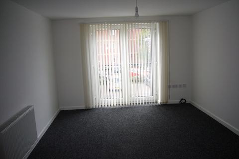 2 bedroom flat to rent, Apartment 7, Block 2, School Court, Cottingham Street, Old Goole, DN14 5SJ