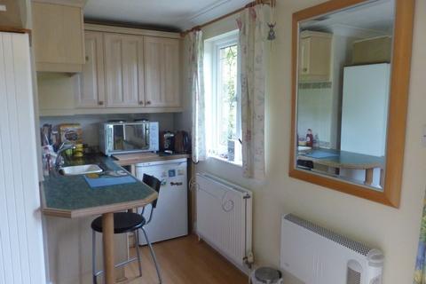 Apartment to rent, Farthings Hill, Horsham