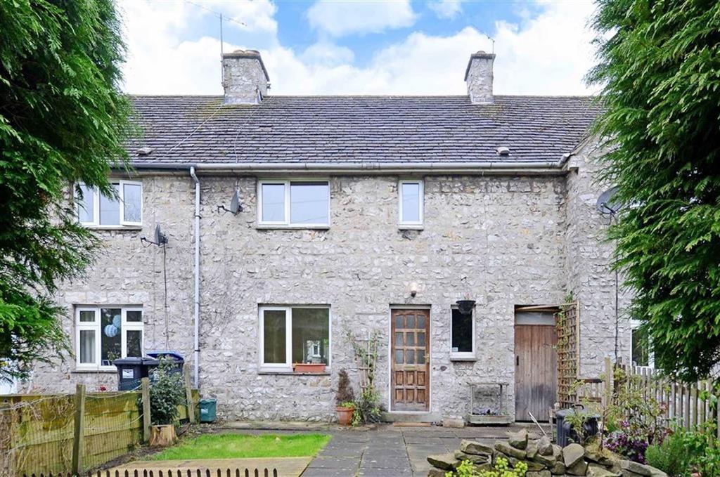 27, New Close, Eyam, Hope Valley, Derbyshire, S32 2 bed terraced house