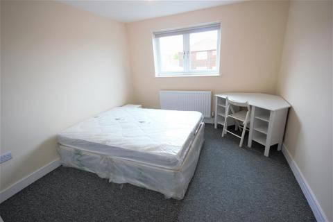 7 bedroom house share to rent, Selmeston Place, Brighton