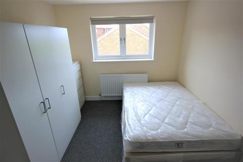 1 bedroom in a house share to rent - Selmeston Place, Brighton