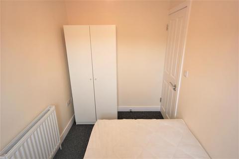 1 bedroom in a house share to rent, Selmeston Place, Brighton