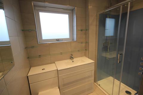 1 bedroom in a house share to rent, Selmeston Place, Brighton