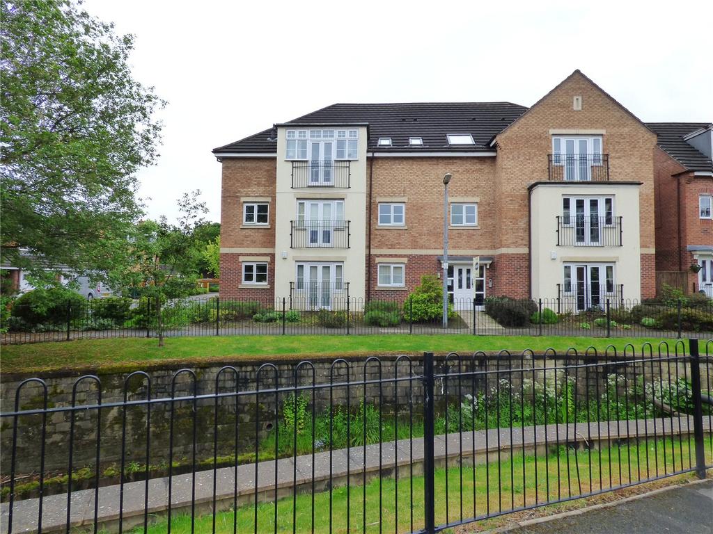 Radulf Gardens, Liversedge, WF15 2 bed apartment £675 pcm (£156 pw)