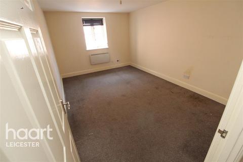 2 bedroom flat to rent, St. Nicholas Apartments, Fosse Road North