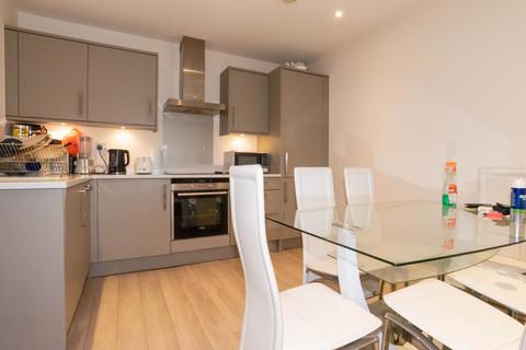 1 bedroom apartment to rent, Friern Barnet Road, London N11