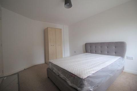 2 bedroom apartment to rent, Templars Court, New Road, Radford