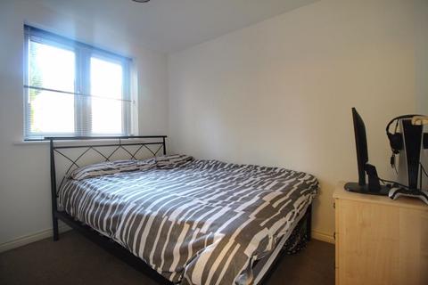 2 bedroom apartment to rent, Templars Court, New Road, Radford