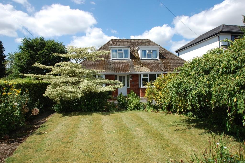 Back Lane, Chalfont St Giles, HP8 4 bed chalet £810,000
