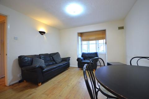 1 bedroom flat to rent, Curtis Drive, London W3 6YL