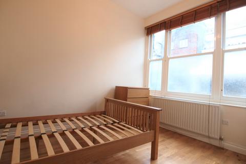 2 bedroom flat to rent, Hornsey Road, Islington, N7