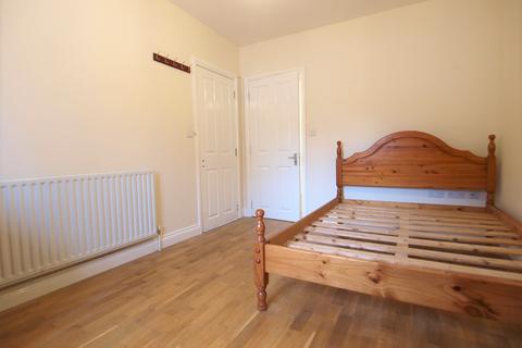 2 bedroom flat to rent, Hornsey Road, Islington, N7