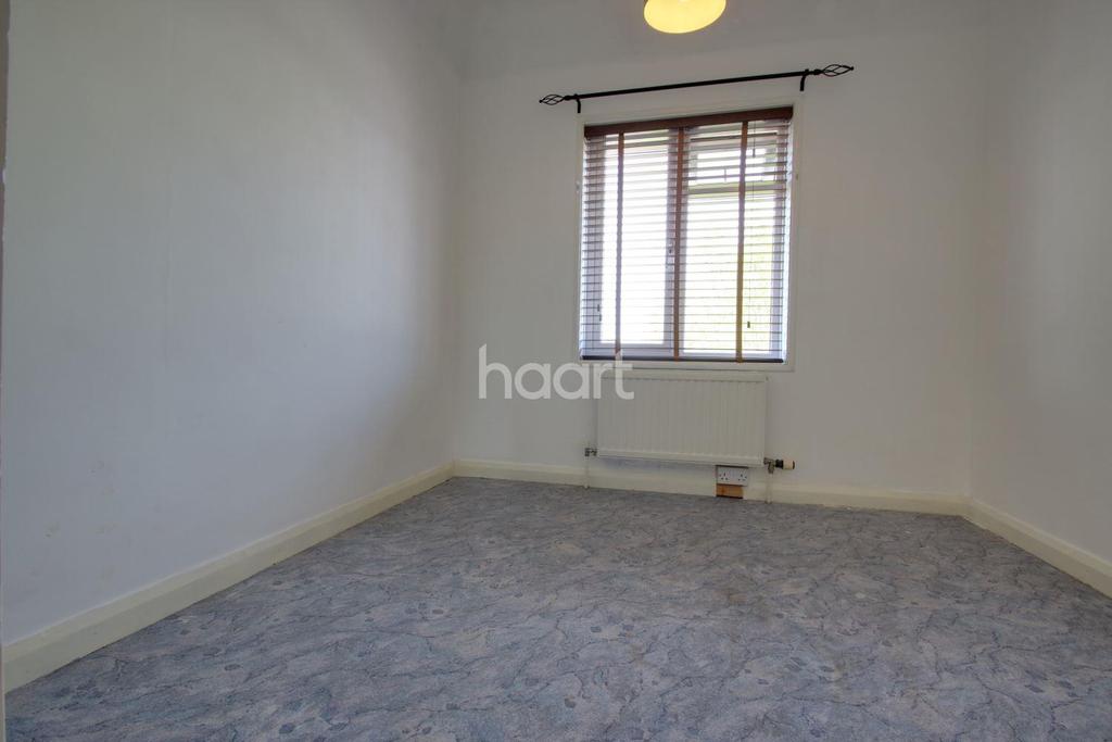 Oxford Road, Maidstone, ME15 3 bed semidetached house £250,000