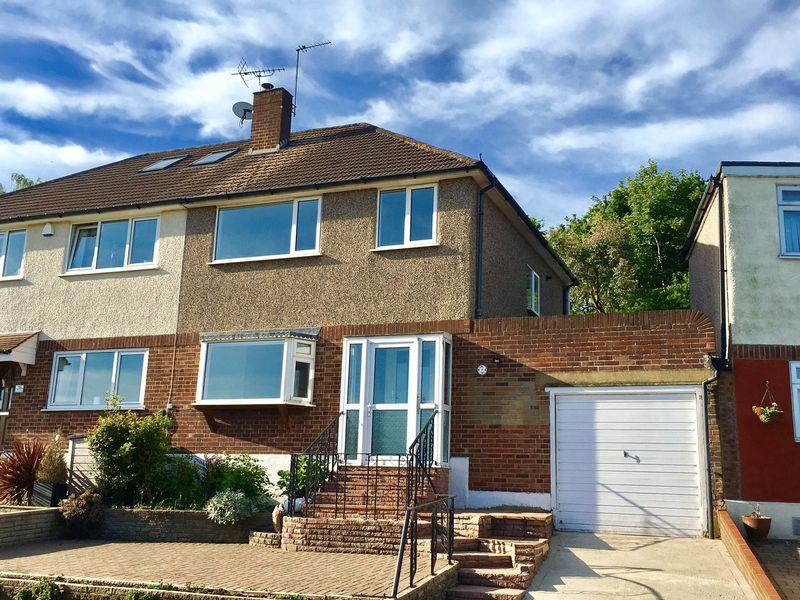 Love Lane, Bexley 3 bed semidetached house £465,000