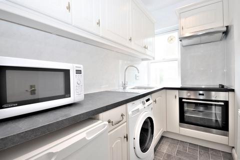 1 bedroom flat to rent, Nevern Place, Earl's Court SW5 9PR