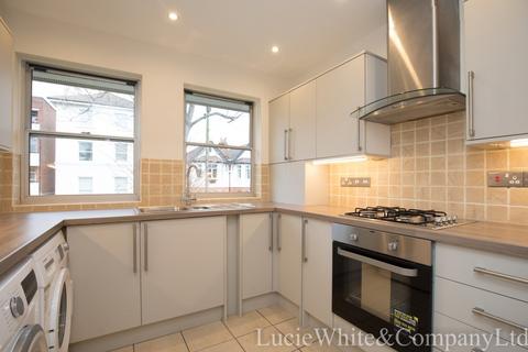 3 bedroom apartment to rent, Meudon Court, Surbiton