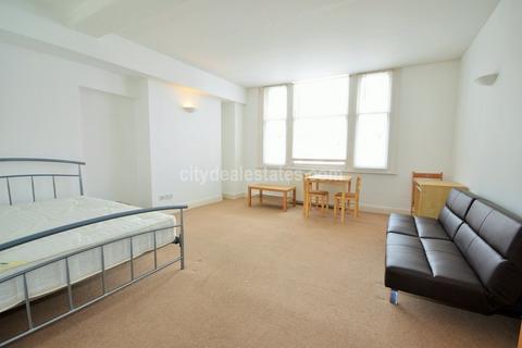 Studio to rent, Royal College Street, Camden, NW1 9QS