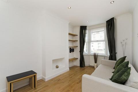 2 bedroom terraced house to rent, Vernon Road, London, E15