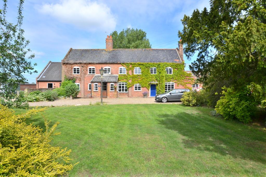 East Harling, Norfolk 6 bed detached house £775,000
