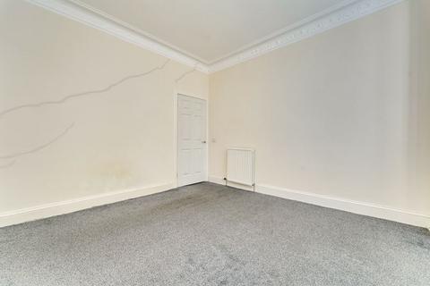 2 bedroom flat to rent, 5C Craigie Avenue, Ayr  KA8 0EQ