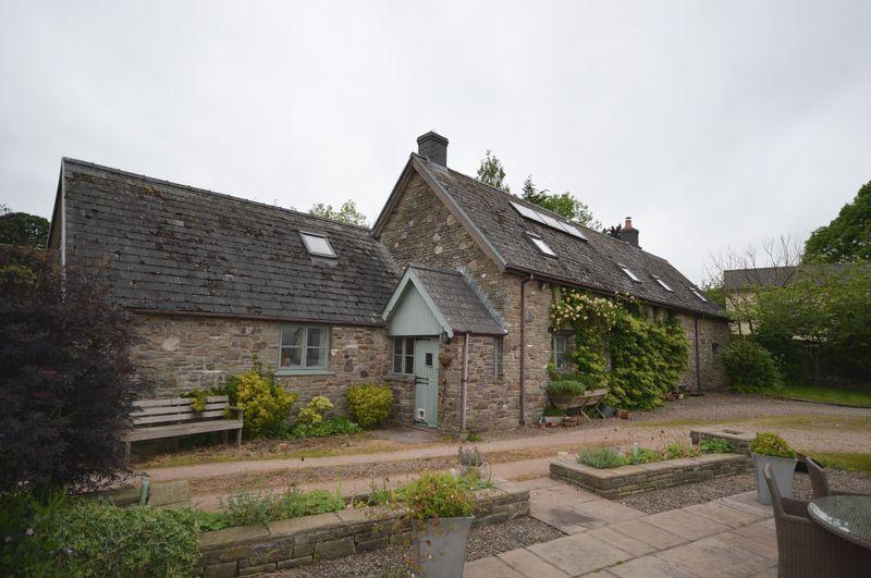 Llanddewi Rhydderch, Abergavenny 5 bed house to rent £2,350 pcm (£542 pw)
