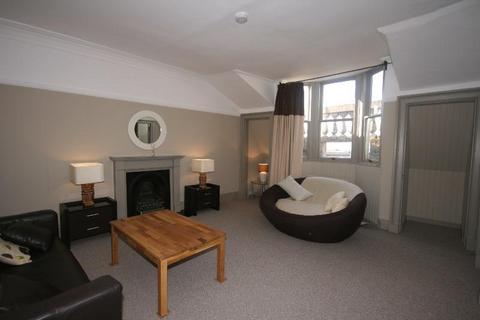 1 bedroom flat to rent, Woodside Crescent, Park, Glasgow, G3