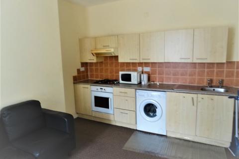 2 bedroom flat to rent, Spencer Place, Leeds LS7